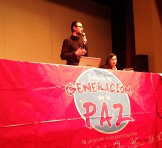 Foto del expositor del foro